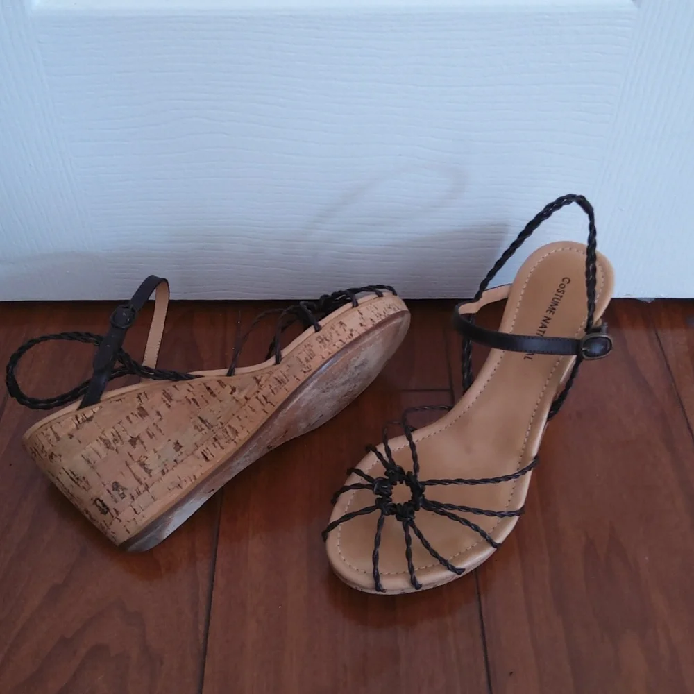 COSTUME NATIONAL Brown Braided Cork Wedges - Picture 3 of 4
